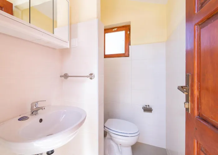 Awesome In With Wifi 度假居