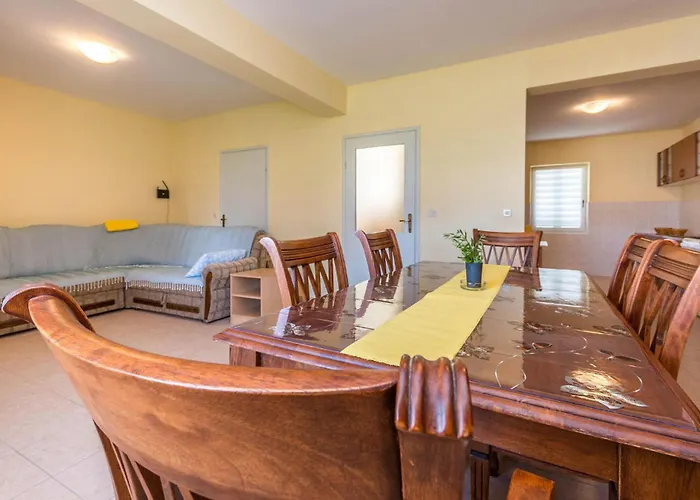 Awesome In With Wifi Дом отдыха Бенковац