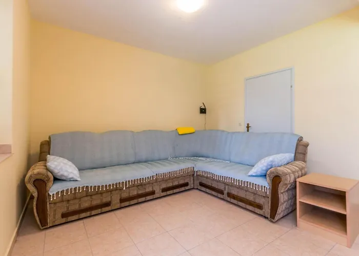 Дом отдыха Awesome In With Wifi *