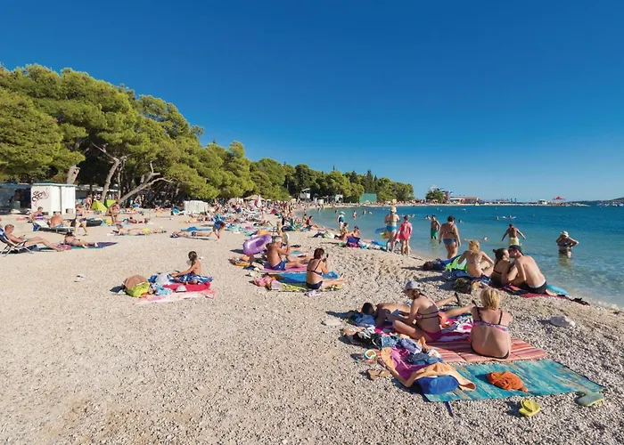 Дом отдыха Awesome In With Wifi *